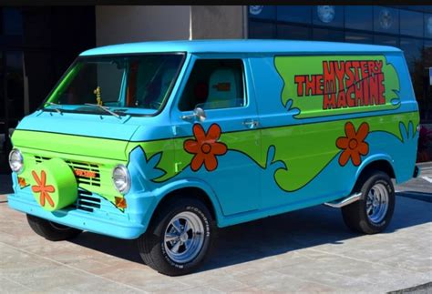 scooby doo mystery machine